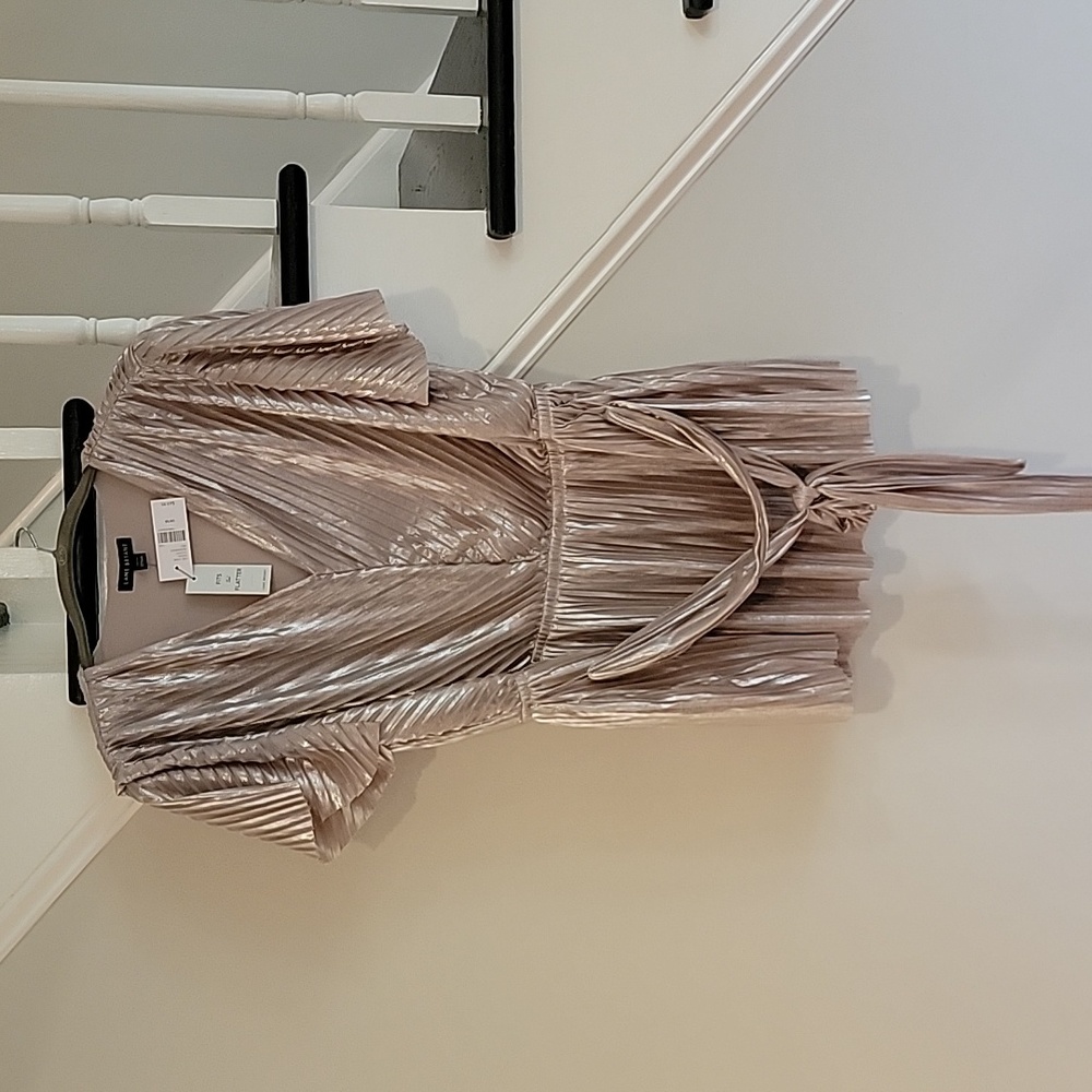 NWT - Lane Bryant Flutter Sleeve Top in Gold - Size 14/16 - Perfect for Holidays